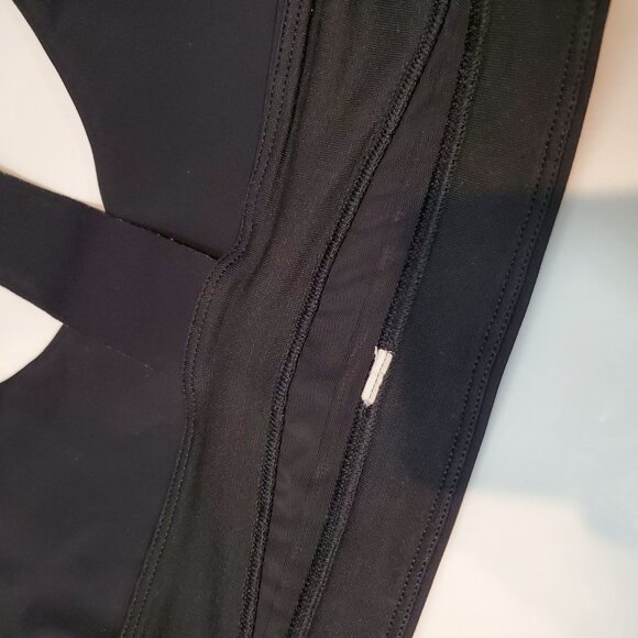 Lululemon Break Free Bra Black Size 6 Support for Size B, C cups - Picture 5 of 9